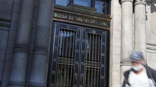 Bolsa de Valores de Lima borra ganancias y cierra a la baja por incertidumbre política