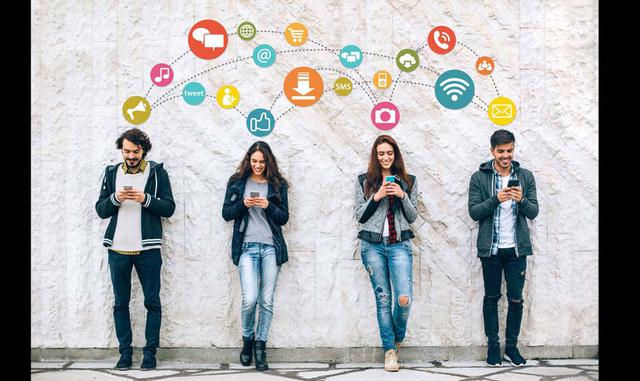 FOTO 10 | El futuro cargado: El mundo conectado requerirá de energía móvil. Más del 80 por ciento cree que en solo 5 años tendremos baterías de larga duración que acabarán con las preocupaciones a la hora de cargar.