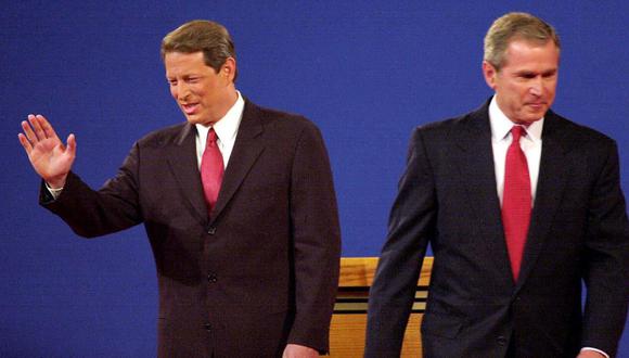 Las cadenas de televisión adjudicaron primero a Gore ese estado clave, luego a Bush, para después esperar un desenlace ante resultados tan parejos. (Foto: AFP)