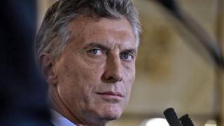 Argentinos, impacientes por la recesión, dudan si votar a Macri