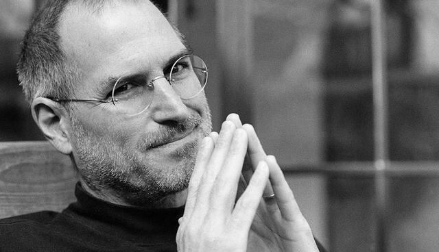 FOTO 2 | 2. Sé capaz de explicar tu idea de una manera simple

Cuando Steve Jobs inventó el iPod años después del lanzamiento del reproductor de MP3, no le preguntó a los consumidores: "¿Te gustaría tener una unidad de disco miniaturizada o un proces
