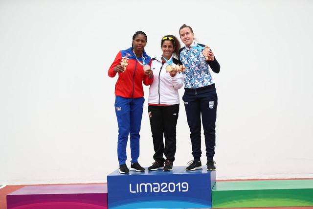 Claudia Suárez: Medalla de oro en paleta frontón femenino. (Foto: Giancarlo Ávila / GEC)