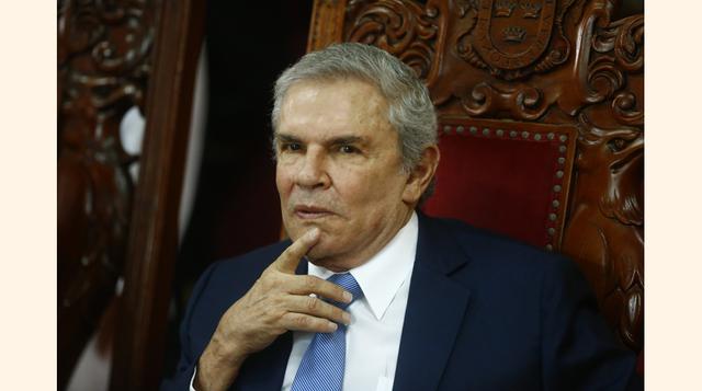 El segundo lugar lo tiene el actual alcalde, Luis Castañeda. El 24.2% de limeños sostiene que el representante de Solidaridad Nacional fue el mejor alcalde.