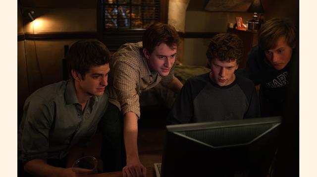 La película La Red Social narra la creación de Facebook. Zuckerberg ha desmentido la mayor parte del film que recaudó más de US$ 224 millones. (Foto: Timewarp)