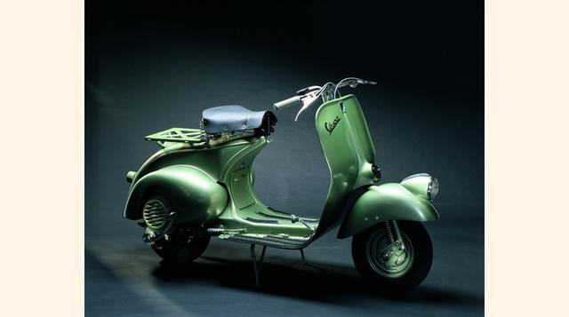 La aparición de la Vespa primero dividió las aguas, había fabricantes y expertos del sector que la consideraban una genialidad, pero también había muchos escépticos que desconfiaban de su éxito. Estos últimos tuvieron que cambiar rápidamente de opinión lu