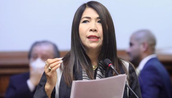 La congresista María Cordero había sido acusada inicialmente por el caso ‘mocha sueldos’ porque habría recortado los honorarios de sus trabajadores en un 75%. (Foto: Congreso)