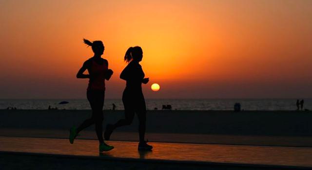 FOTO 3 | 3. Spacefit. Hacer ejercicio en galerías de arte, museos, azoteas, hoteles, restaurantes singulares, concept stores o al aire libre durante las vacaciones es posible gracias a Spacefit. Entrena y realiza diferentes actividades como yoga, running o fitboxing de la mano de esta app en Madrid, Barcelona, Valencia, Londres, Tokio…