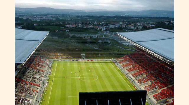 Estadio Municipal de Braga, en Portugal, diseñado por Eduardo Souto de Moura.
