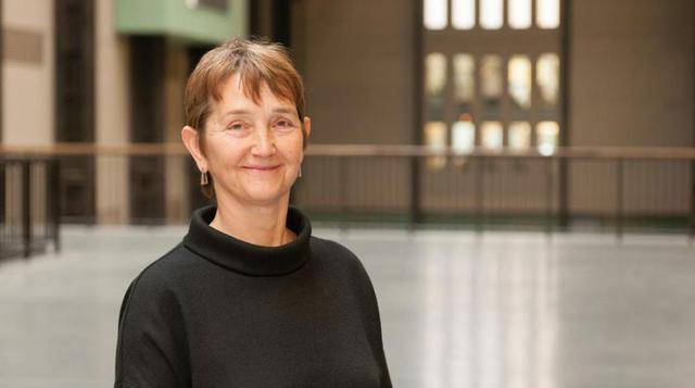 La directora del Tate Modern Frances Morris dijo que la colección del museo de arte post-1900 fue reacomodada para darle un sentido más fuerte a "las fluctuaciones de la historia" y establecer vínculos entre artistas de distintas partes del mund