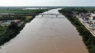 Río Tumbes en rojo y pone en peligro a seis centros poblados ante posible desborde