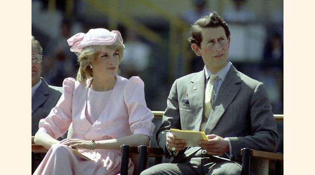 Carlos de Inglaterra y Diana de Gales: tuvo lugar también en 1981 y es posiblemente la boda más icónica de la Historia contemporánea, ya por el vestido de Lady Di como por todo lo que vendría más tarde. Es la boda real más cara de Europa y aglutinó a 3.50