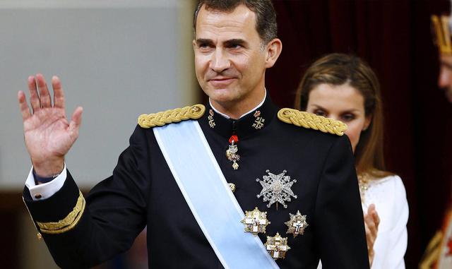 FOTO 3 | Su vida ha estado encaminada a asumir en el futuro las funciones de jefe del Estado, por eso desde que en enero de 1986 juró la Constitución ante las Cortes al alcanzar la mayoría de edad, comenzó un proceso de preparación intenso. (Foto: Gtres)