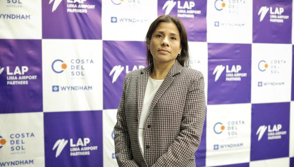Paola Loayza, de LAP: “Las licitaciones de la zona interna están en simultáneo. Antes de fin de año estamos cerrando los procesos para comenzar con sus implementaciones. Las inversiones dentro del terminal son cercanas a los US$ 35 millones”, apuntó. Foto: GEC