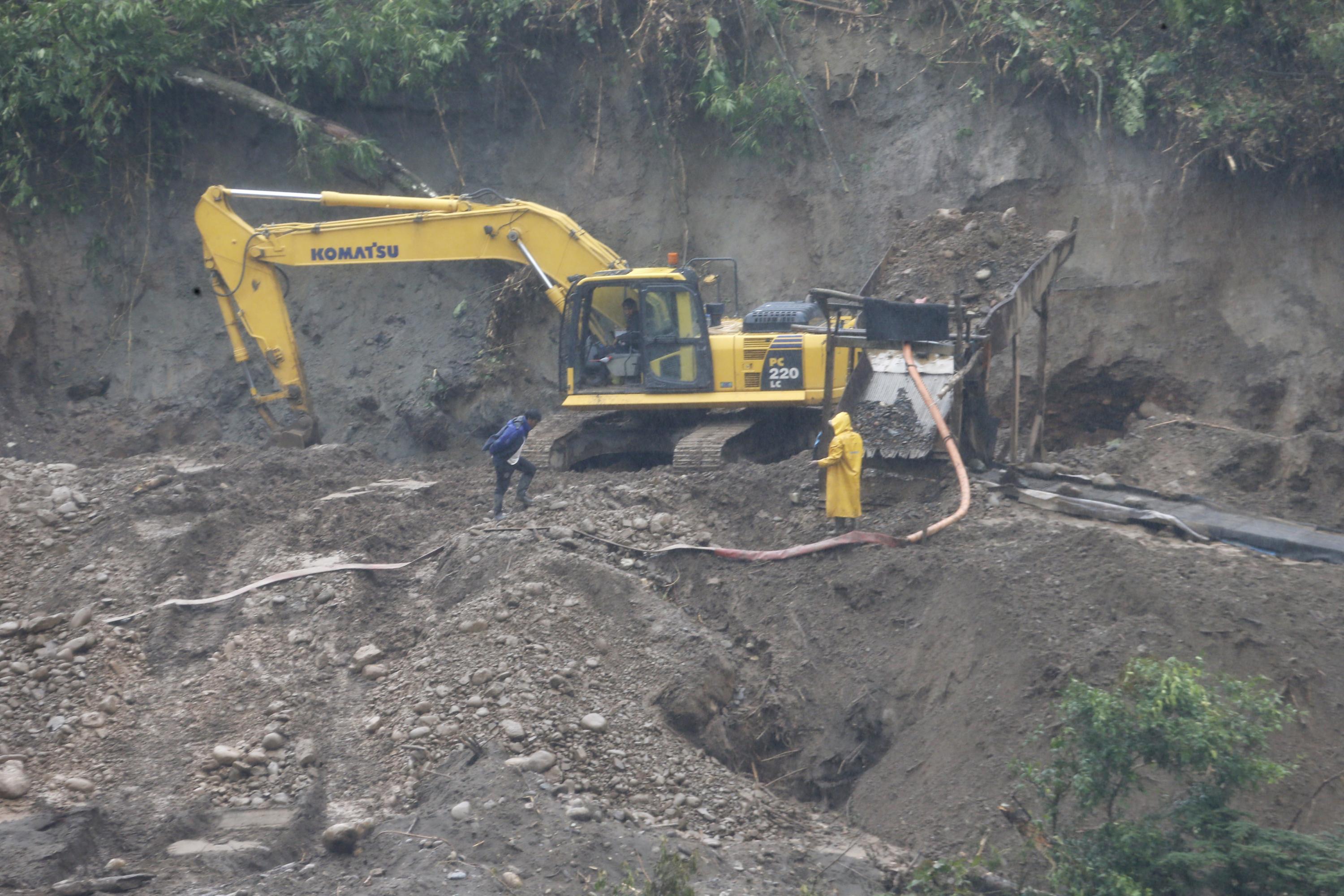 La minería informal aún es un problema urgente para el Gobierno. (Foto: USI)