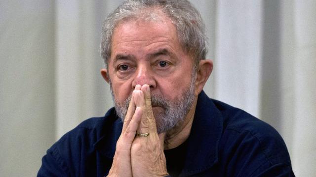 Lula tiene otros seis procesos pendientes, pero se proclama inocente en todos y denuncia una persecución político-judicial para impedirle volver al poder. (Foto: AFP).