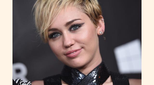 MILEY CYRUS. Surgida de Disney, esta chica se ha convertido en una polémica cantante, que aseguró su lengua en US$ 1.  (Foto: Getty)