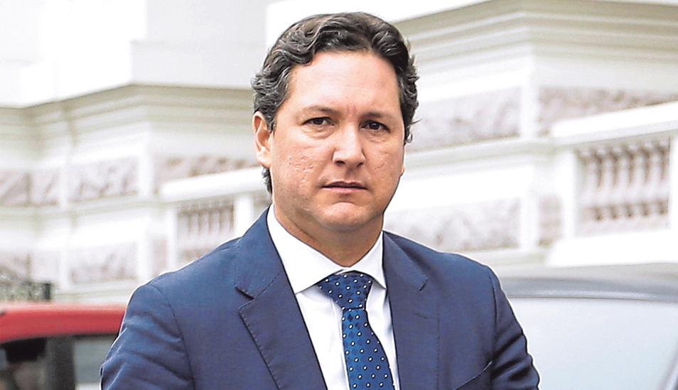 FOTO 1 | Daniel Salaverry (Presidente del Congreso). La aprobación del titular del Parlamento llegó a 28%, la menor  desde diciembre. Salaverry cayó siete puntos. Su desaprobación es de 51%. Su mayor rechazo está en el segmento A/B, con 54.4%, así como en el norte, con 57.1%, y en el centro, con 55.9%.