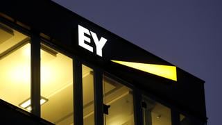 Ernst & Young multada con US$ 100 millones en EE.UU. por trampas de sus auditores