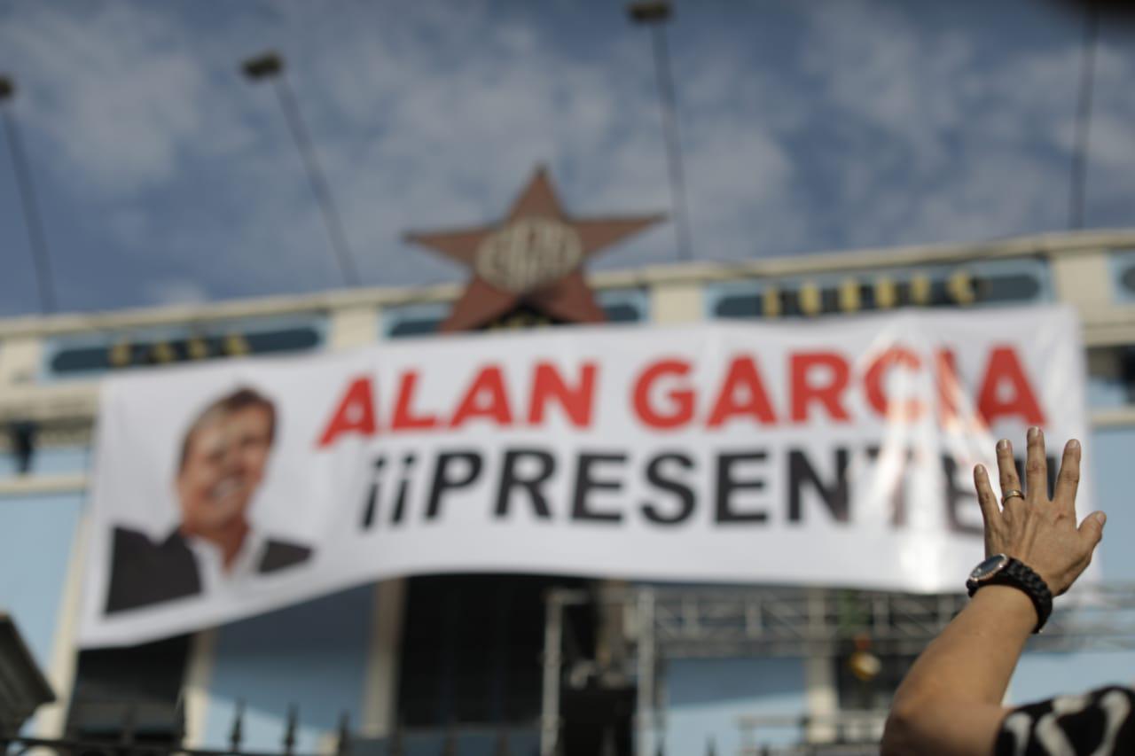 La carta fue leída durante el homenaje de despedida del ex presidente (Foto: Anthony Niño De Guzmán / GEC)