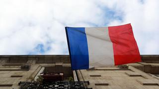 El Gobierno francés quiere recortar en 25% el número de parlamentarios