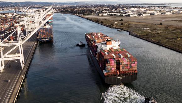 El pasado año, las exportaciones estadounidenses bajaron un 0.1%, mientras que las importaciones se redujeron un 1.4%. (Foto: EFE)