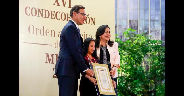 FOTO 6 | En la categoría “En mérito a la actividad destacada en el campo del deporte” resultó ganadora Gabriella Alessandra Carlos Cordova. (Foto: flickr Presidencia Perú)