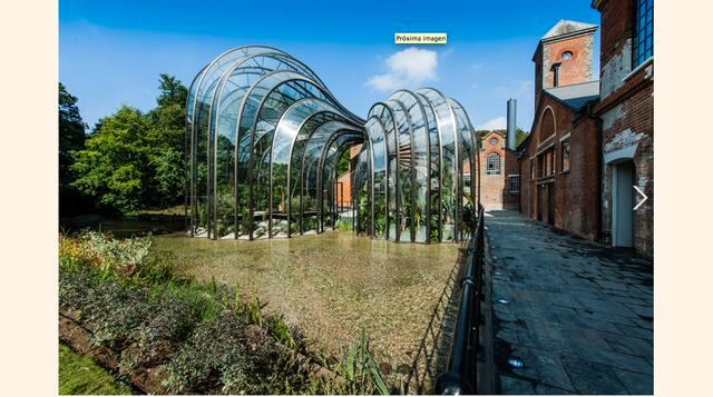Destilería Bombay Sapphire (Reino Unido). Los arquitectos encargados de esta obra pertenecen a Heatherwick Studio. (Foto: plataformaarquitectura)