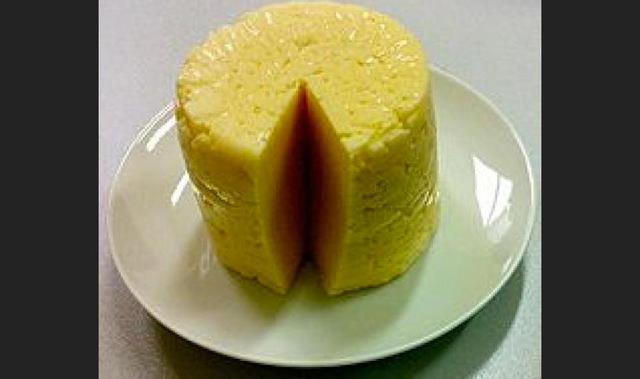 El liliput (originalmente liliput wielkopolski, ‘liliput de la Gran Polonia’) es un queso curado, producido principalmente con leche de vaca. Fue declarado producto tradicional en Polonia el 13 de julio de 2008. Índice [ocultar]  1 Características 2 Sabor