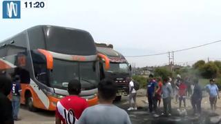 Protestantes dan tregua para pase de buses tras bloqueo en la Panamericana Norte 