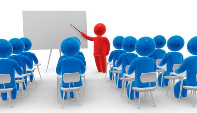 FOTO 12 | La escalabilidad. Este es el concepto principal que dice haber aprendido con Oniad , su nuevo proyecto, una plataforma tecnológica para la publicidad en medios online. “Digitalizar el know how te permite, a través de juntar experiencia + tecnología, sacar al mercado productos escalables, que pueden afrontar grandes crecimientos sin ir anclados al crecimiento en RRHH, y saltar las barreras de los países para su uso global”, afirma.
Sanagustín es férreo defensor de aplicar la escalabilidad en los negocios empezando por las tareas del día a día. “La escalabilidad empieza por las tareas, por alguien que realiza un trabajo y otro puede retomarlo sin mayor dificultad de forma que cada tarea esté tan bien codificada que nadie sea imprescindible, ni el propio jefe". Añadir a ello tener muy claro "los recursos que vas a necesitar el día que crezcas”.