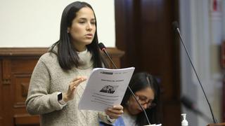 Sigrid Bazán busca firmas para moción de censura contra ministro del Interior, Alfonso Chávarry