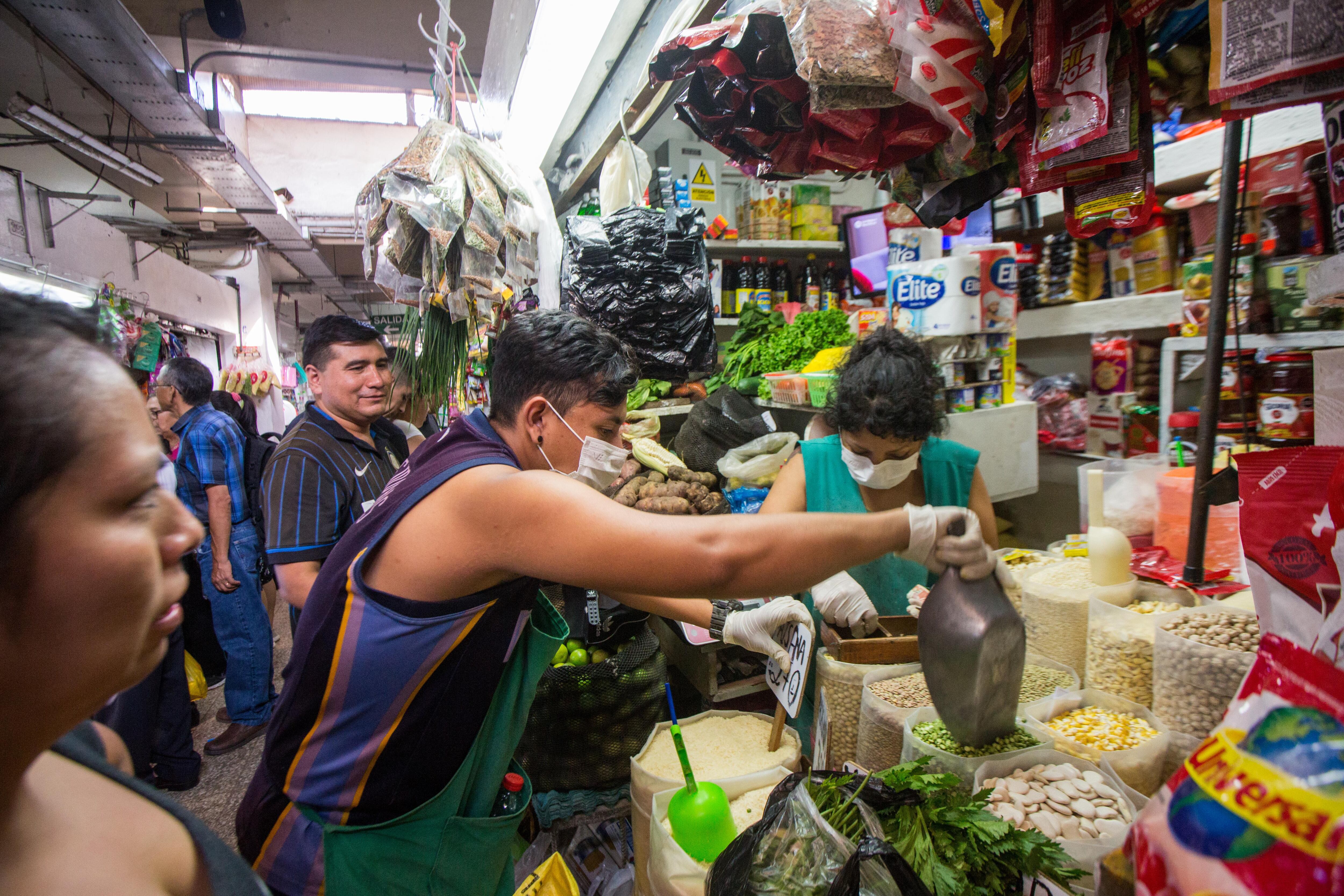 El numero de personas infectadas aumentó de 86 a 117, según informó el Minsa este 17 de marzo. (Foto: GEC)