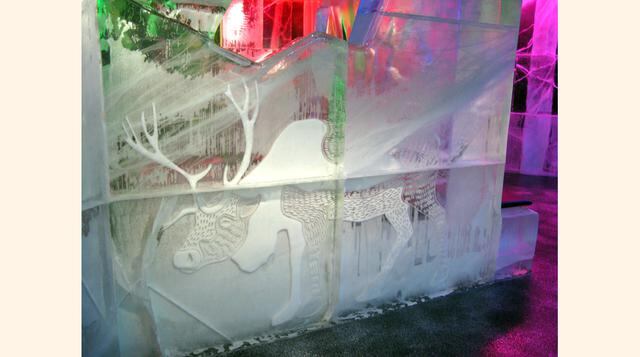 Aquí otra escultura en hielo de un alce, cuya carne es común encontrar en los menús de los restaurantes suecos. (Foto: Gestión)