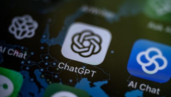 ChatGPT puede ofrecer diferentes resultados según la forma en que se planteen las preguntas.(Foto: AFP)