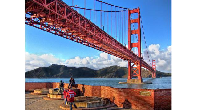 14. Estados Unidos: El país cayó un lugar en la clasificación, algo que los editores del informe atribuyen a causas sociales como menos percepción de libertad personal, menor apoyo social y enfermedades mentales. "La crisis de Estados Unidos es, en d