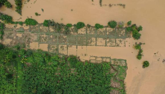 El ciclón Yaku provocó que las lluvias sean extremas y causaron desbordes de ríos seguido de inundaciones lo que afectó cultivos en Piura y otras regiones. (Foto: Julio Reaño/@Photo.gec)