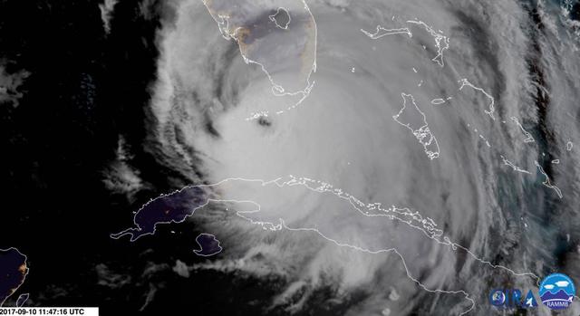 FOTO 1 | El huracán Irma tocó tierra el domingo en Los Cayos, en el extremo sur de Florida, con vientos de hasta 215 km/h, indicó el Centro Nacional de Huracanes (NHC). (Foto: AFP)