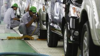 Automotrices japonesas buscarán proteger empleos en el mundo