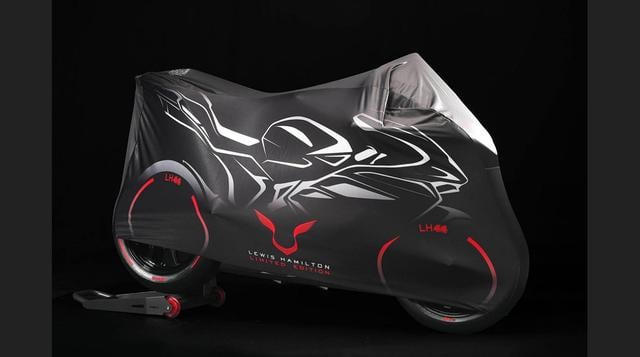 FOTO 1 | El inglés Lewis Hamilton es rostro de MV Agusta y por esta razón el fabricante italiano de motocicletas ha decidido lanzar una versión de su F4 RC en honor al Piloto de Fórmula 1. (Foto: Megaricos)