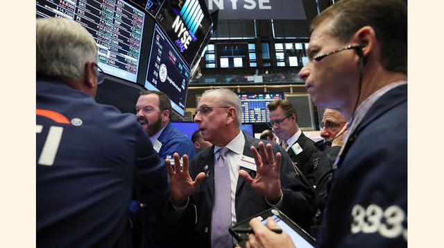 La Bolsa de Nueva York subió el miércoles con fuerza tras sufrir un desplome en la madrugada, debido a que los inversores digirieron el inesperado triunfo del republicano Donald Trump en la elección presidencial en Estados Unidos. (Foto:Bloomberg)