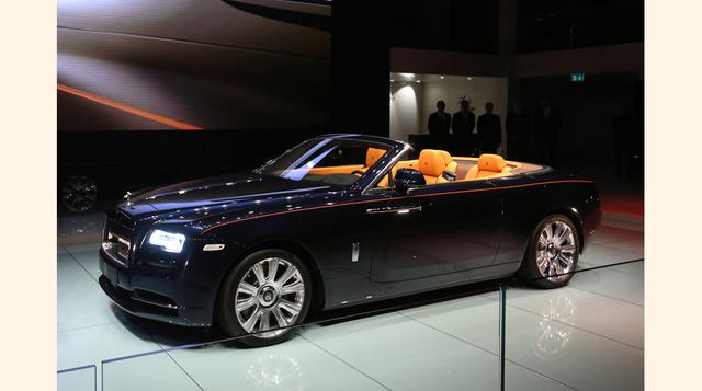 El mejor convertible para grandes espacios: Rolls-Royce Dawn. No me gustaba mucho la falta de curvas en este caro convertible Dawn para cuatro personas cuando lo vi por primera vez el año pasado como un prototipo preproducción. Pero la razón por la cual R