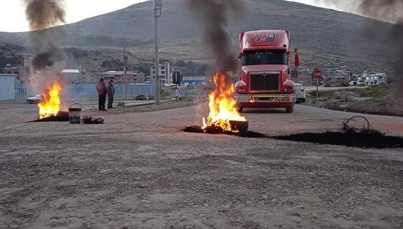 Huelga indefinida contra MMG y su mina Las Bambas en Challhuahuacho - Cotabambas.