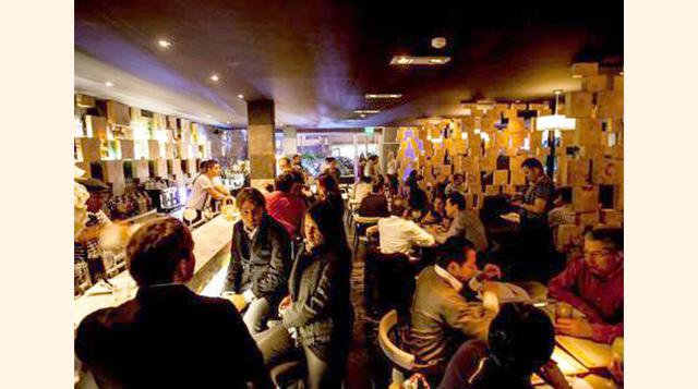 Avalon, ubicado en el distrito de Miraflores, es un perfecto lugar para disfrutar de un after office con amigos. Ofrece grill, carnes y/o parrillas, pastas y pizzas.