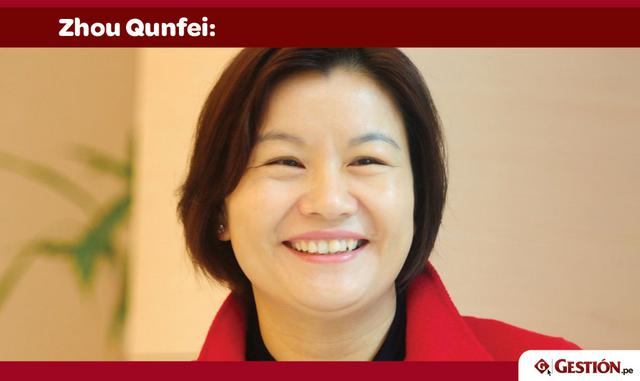 Zhou Qunfei, de Hong Kong, la 17ª mujer más rica del mundo, posee la corona como la más acaudalada de las mujeres emprendedoras; su fortuna de US$ 7,400 millones la convierte en la persona 186ª más rica del mundo. Según los informes, abandonó la escuela a