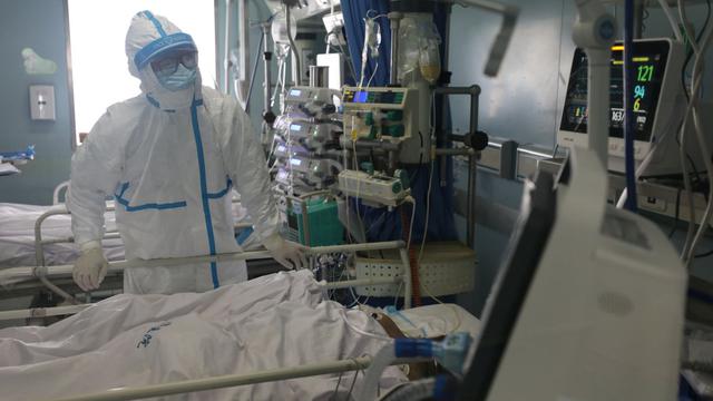 En el mundo, la epidemia del COVID-19 mantiene en alerta a las autoridades, con más de 500 casos confirmados en una treintena de países. (Reuters).