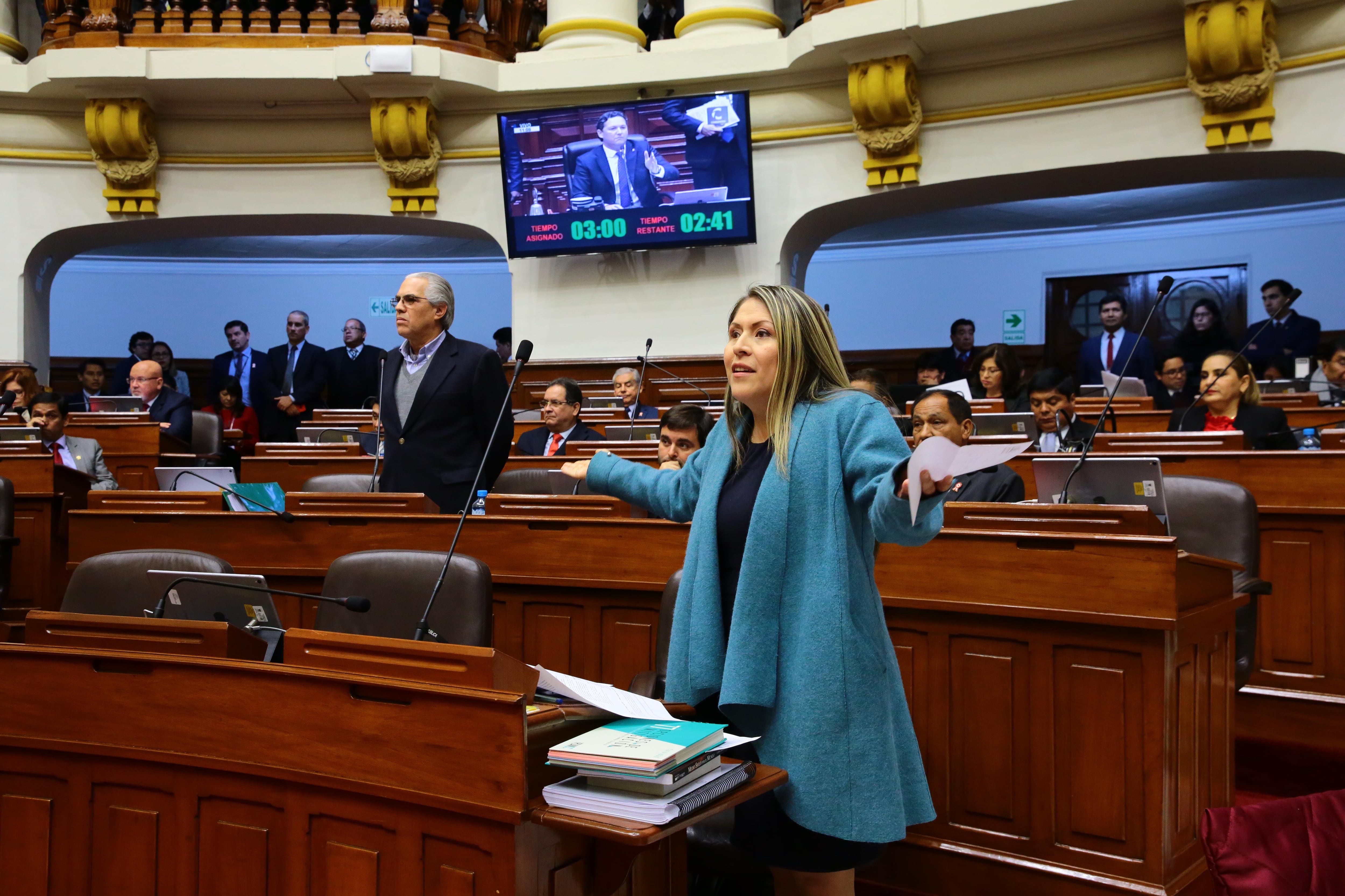 Yeni Vilcatoma exigió que se le reponga el personal de seguridad. (Foto: Congreso)