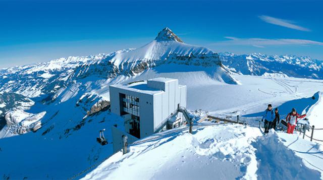 Para llegar a Glacier 3000 en Les Diablerets, región del lago Lemán, se sube en un mountain lift. (Foto: D.R)