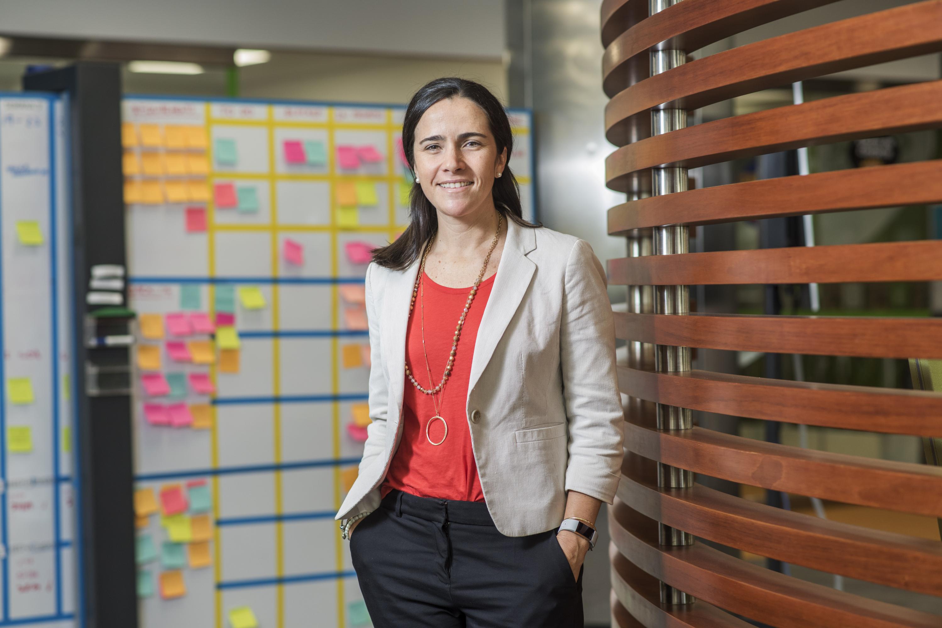 Rocío Pérez-Egaña, Gerente de Productos Transaccionales, Ahorros e Inversión del BCP, explica que ahora es posible abrir una cuenta de ahorros en cuestión de minutos.