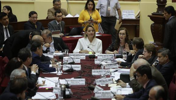 La Comisión de Constitución debate los proyectos de reforma política presentados por el Ejecutivo. (Foto: Anthony Niño de Guzmán / GEC)