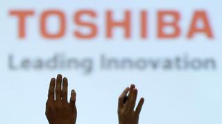 Toshiba planea recaudar al menos US$ 8,800 millones con su unidad de chip